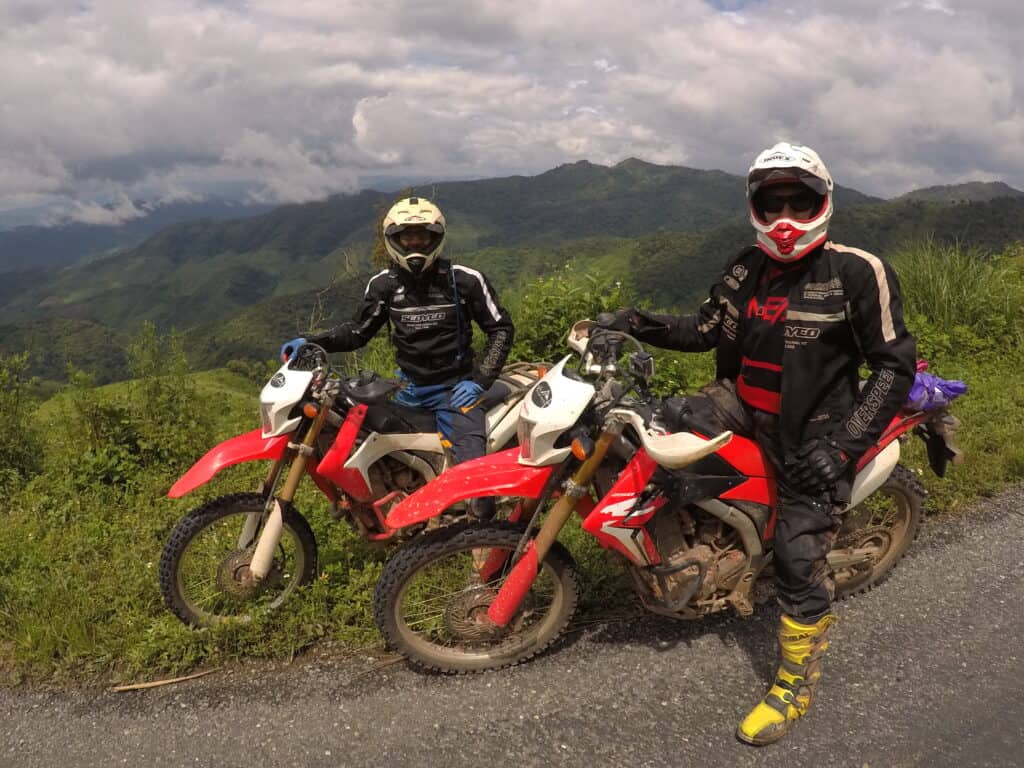 2 bikes in the mountain