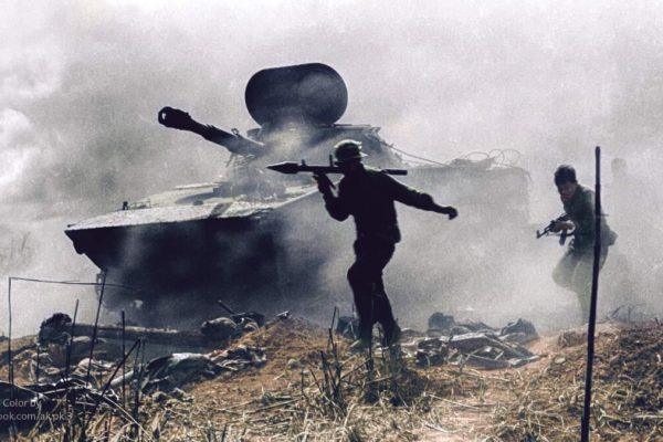 Tank-on-battle-ground