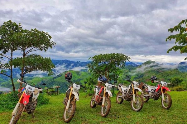 lao-adv-tours-bikes-phoukoun